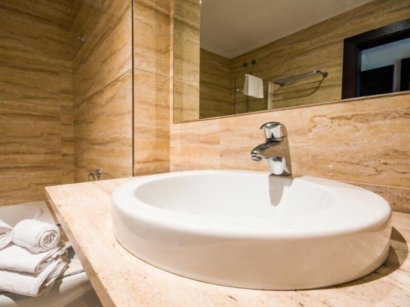 Euba Hotel