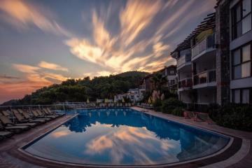 Отель Tropical Suites By Sertil Турция, Олюдениз, фото 1