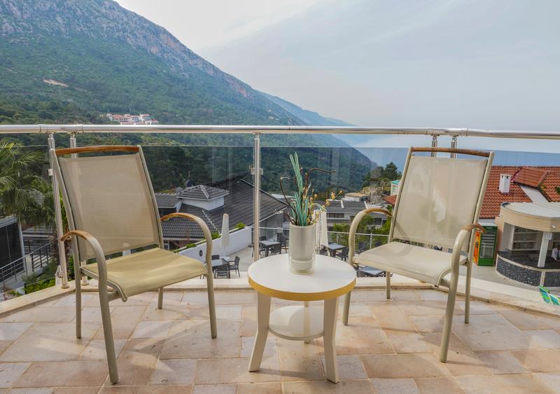 Sertil Deluxe Tropical Suites