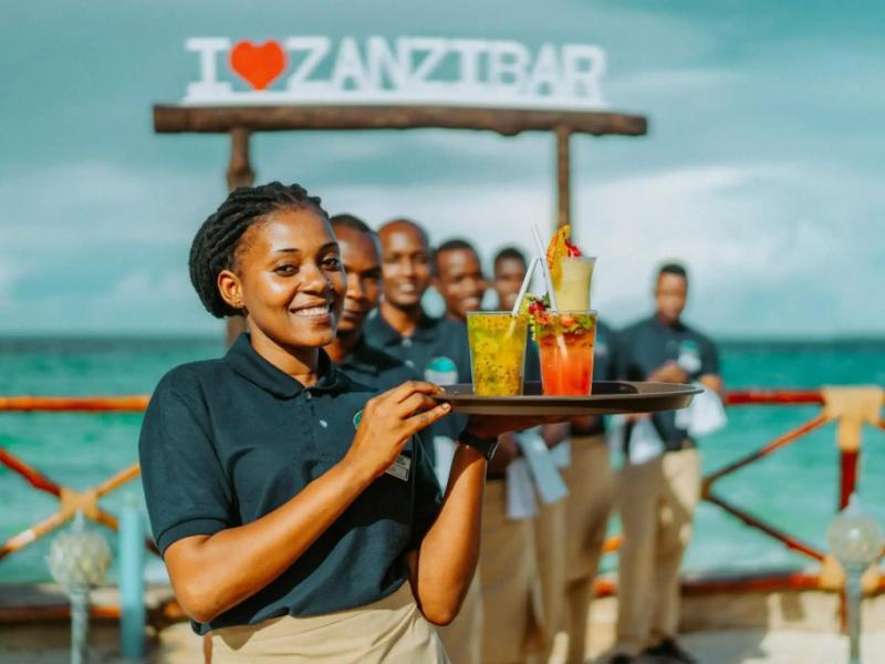 Sunny Palms Beach Bungalows