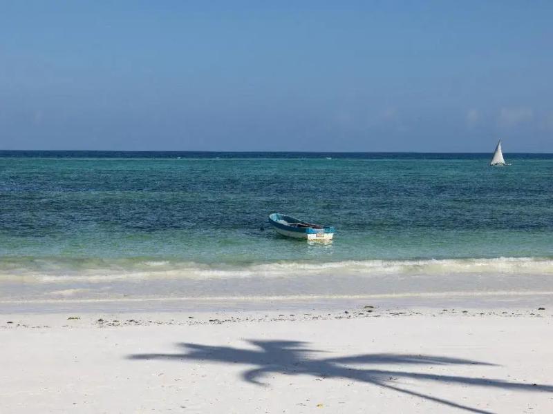 AHG Sun Bay Mlilile Beach Hotel