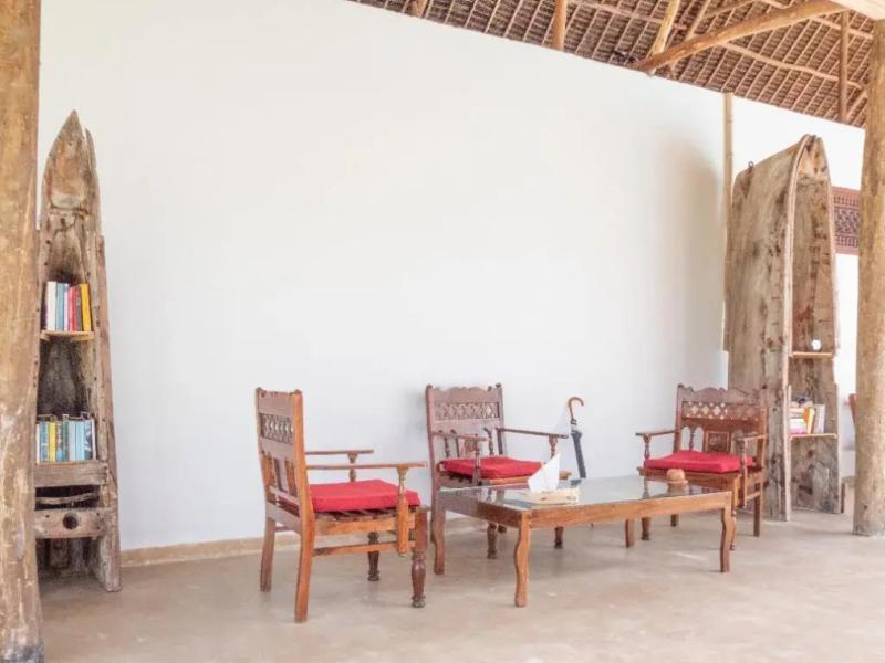 AHG Sun Bay Mlilile Beach Hotel