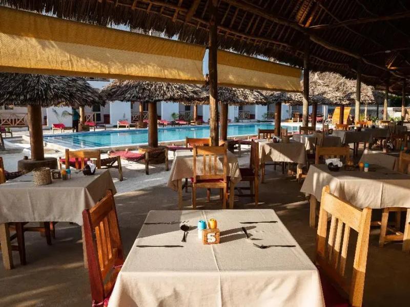 AHG Sun Bay Mlilile Beach Hotel