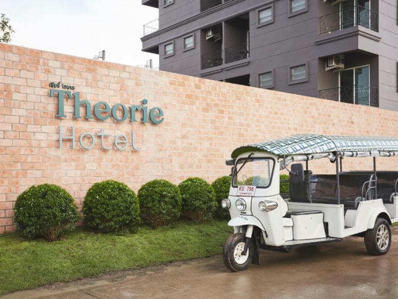 Theorie Hotel Sukhumvit 107