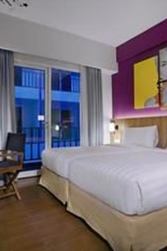 Отель Fame Hotel Sunset Road Индонезия, Кута, фото 12