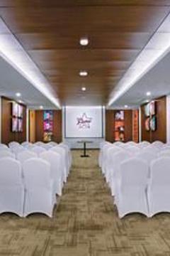 Отель Fame Hotel Sunset Road Индонезия, Кута, фото 19