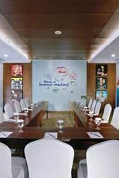 Отель Fame Hotel Sunset Road Индонезия, Кута, фото 20