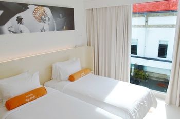 Отель HARRIS Hotel & Conventions Denpasar Индонезия, Денпасар, фото 15