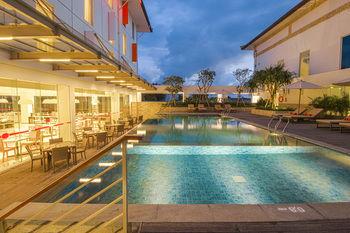 HARRIS Hotel & Conventions Denpasar