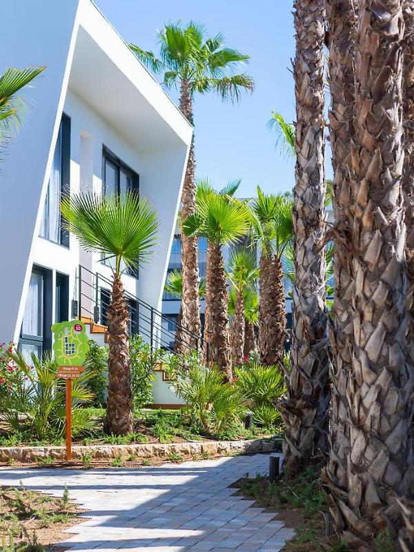 Alannia Salou