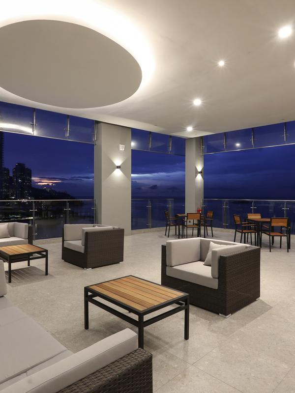 Hompton by the Beach Penang
