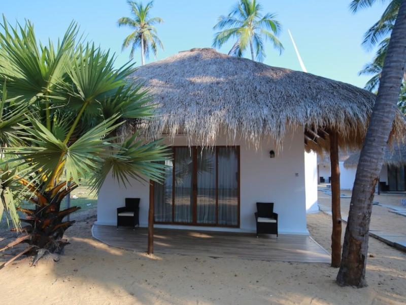 The Blue Lagoon Resort Kalpitiya