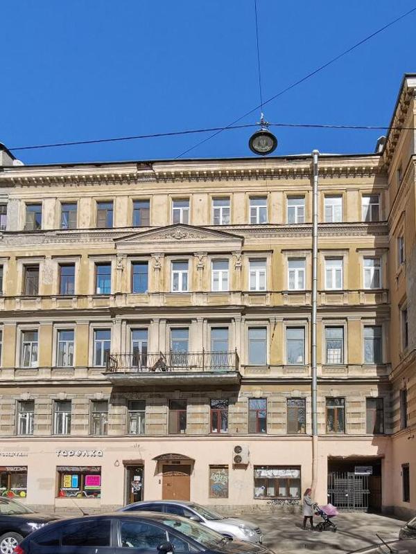 Апартико Ломоносова 20