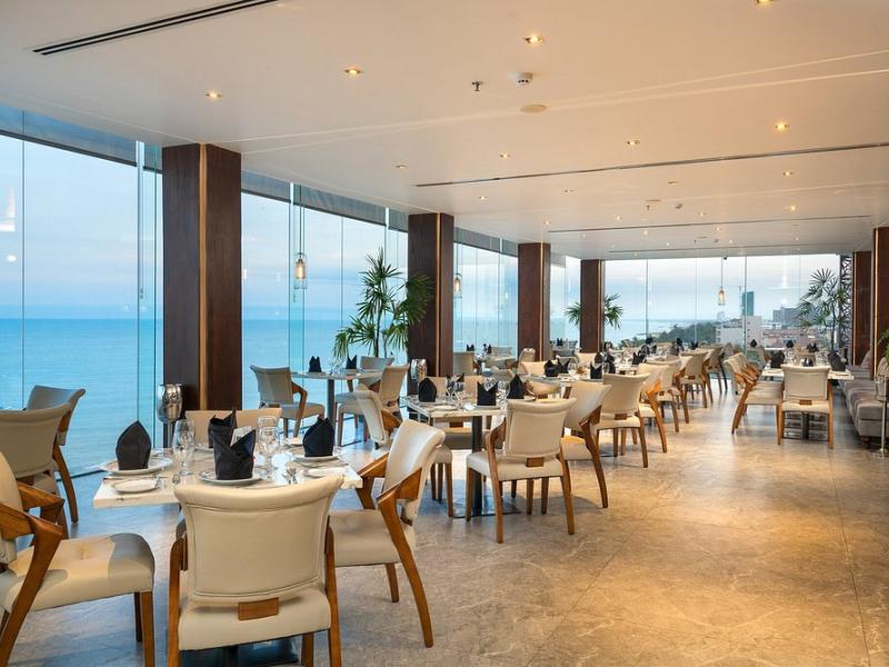 Regal Reseau Hotel & Spa