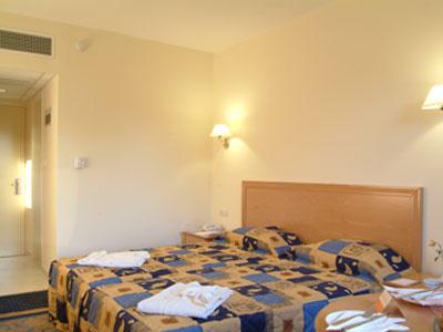 Europa Plaza Hotel