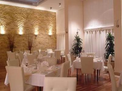 Europa Plaza Hotel
