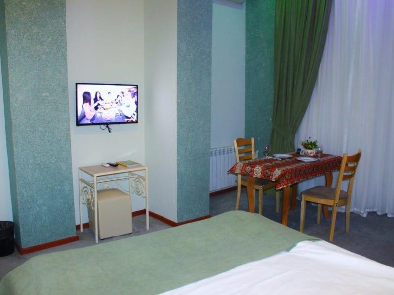 Antique Hotel