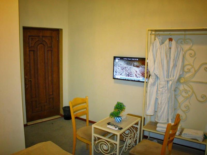 Antique Hotel