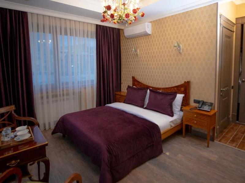 West inn hotel