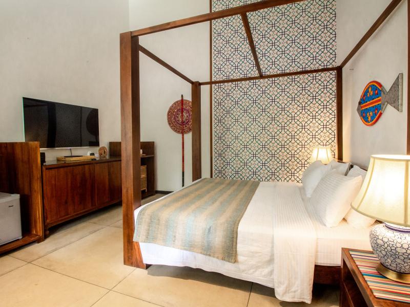 Parangi Weligama Bay