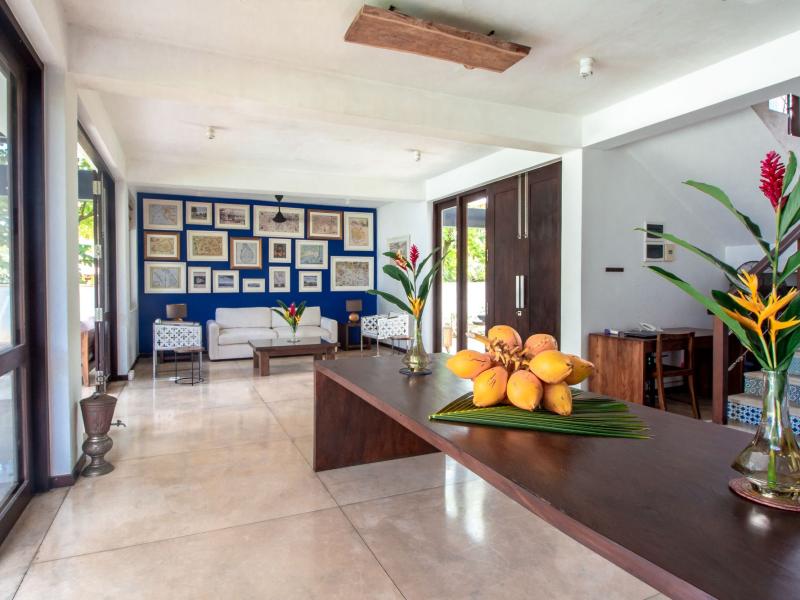 Parangi Weligama Bay