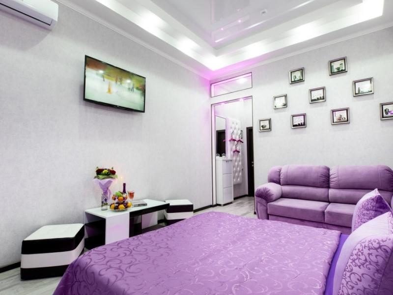 Flat Luxe