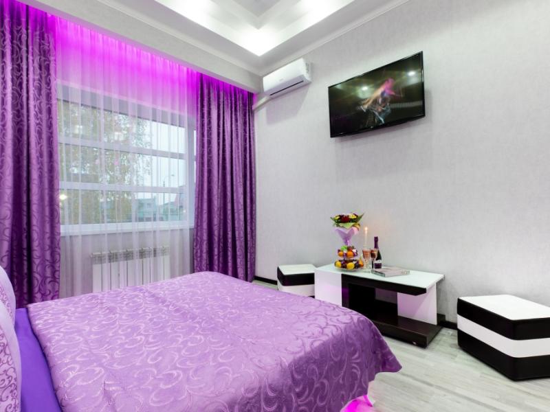 Flat Luxe