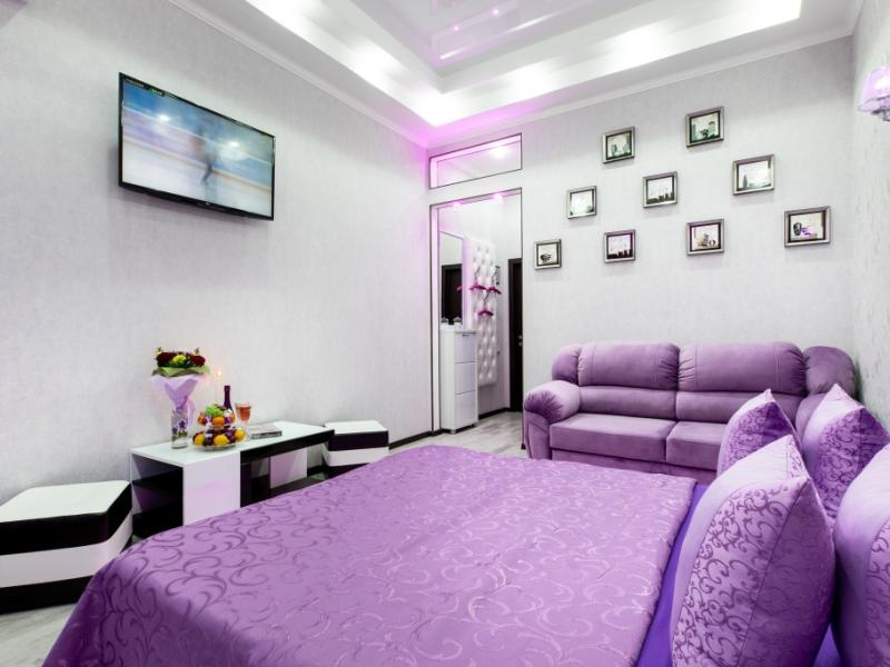 Flat Luxe