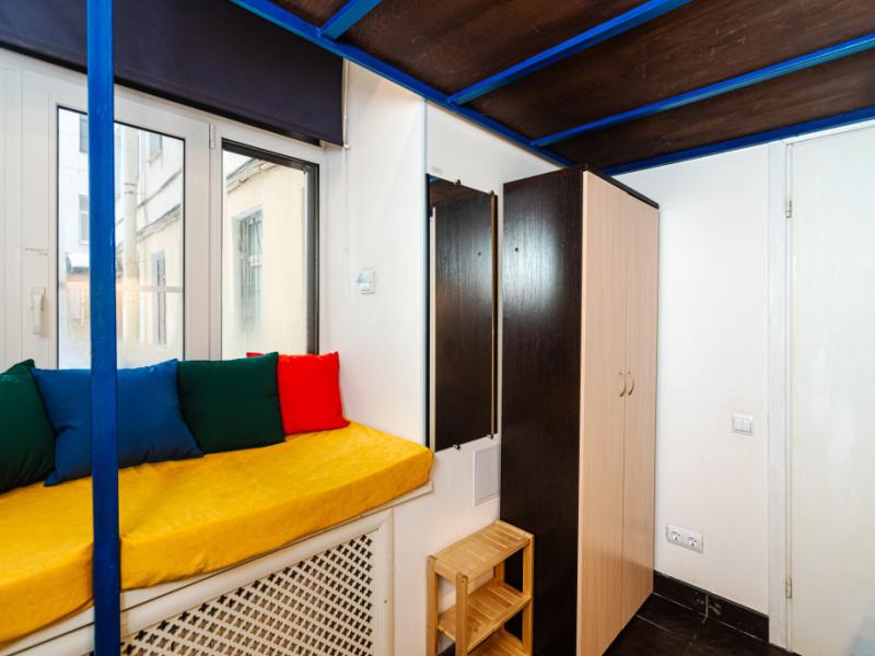 BookCase Hostel