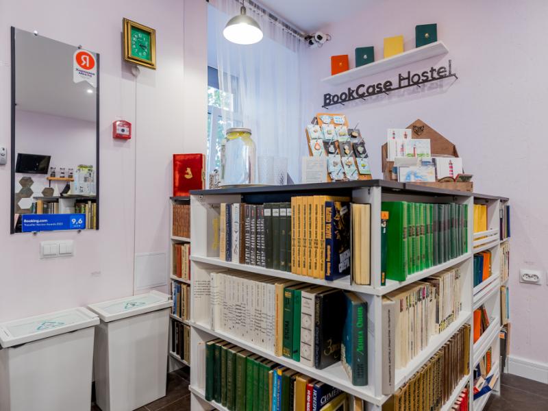 BookCase Hostel