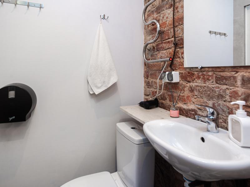 BookCase Hostel