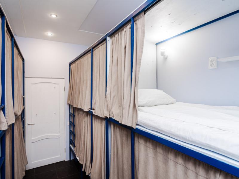 BookCase Hostel