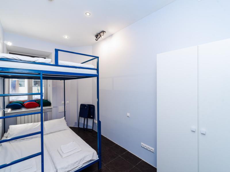 BookCase Hostel