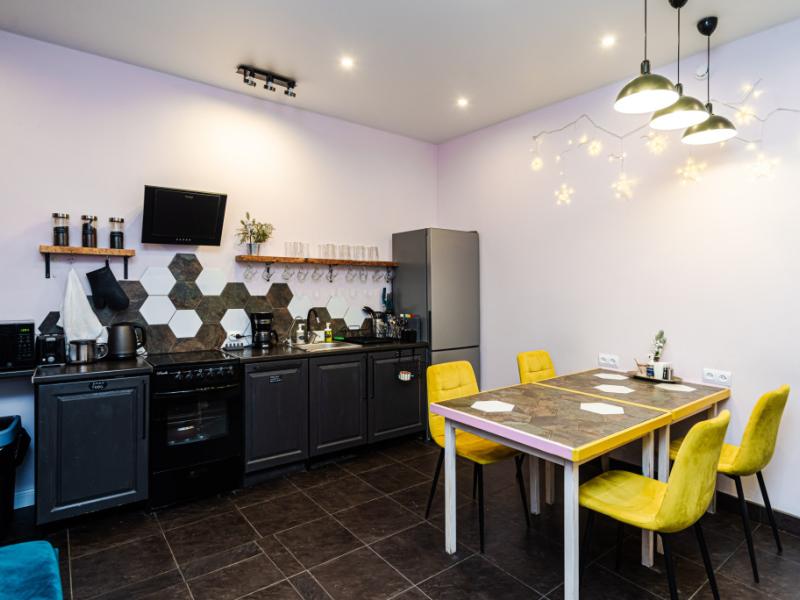 BookCase Hostel