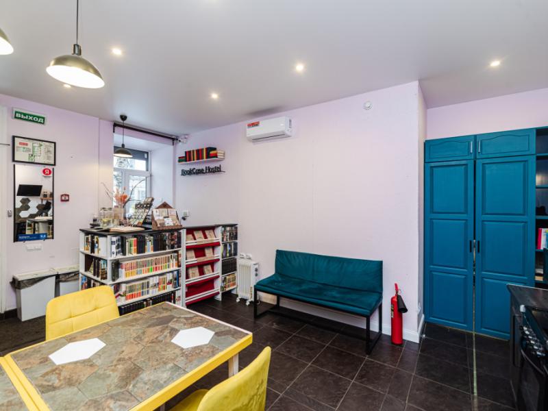 BookCase Hostel
