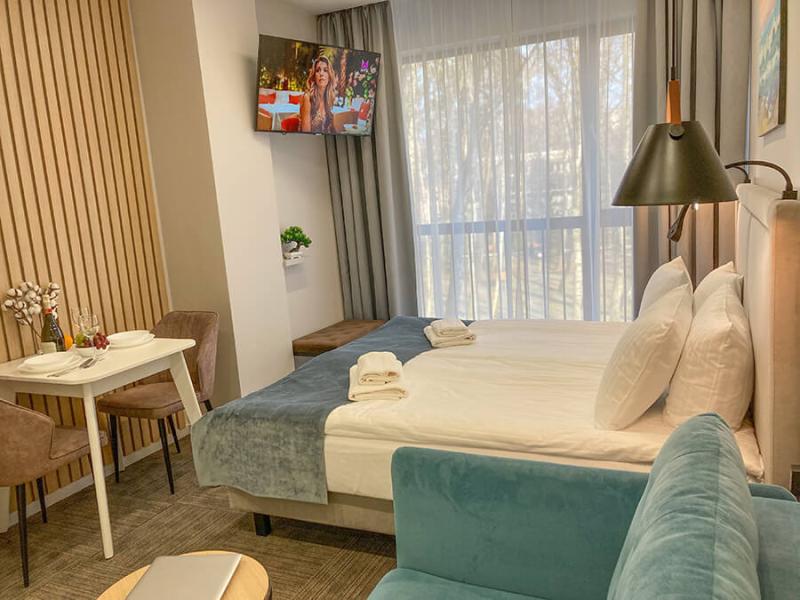 Sun City and Sea season Apartments на Ленина 52 (ЖК Кристалл)