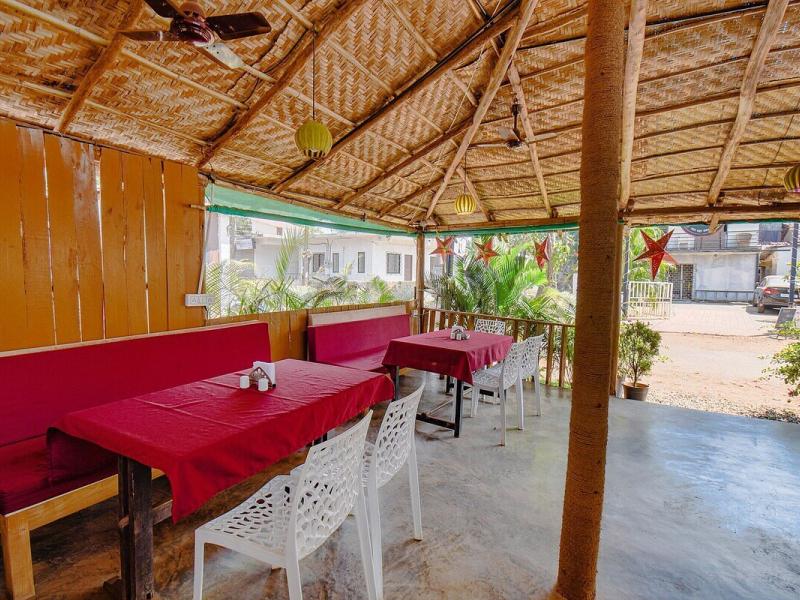 YogiTree Beach Resort & Cafe