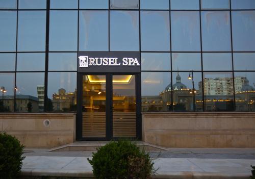 Rusel Park Hotel