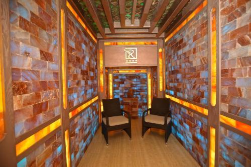 Rusel Park Hotel