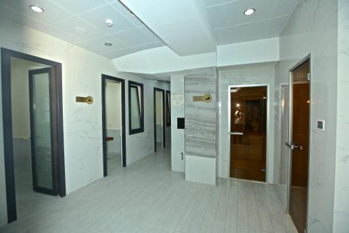 Rusel Park Hotel