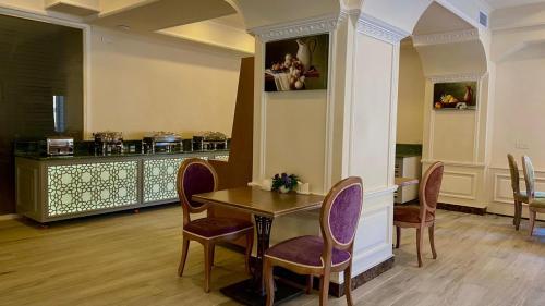 Rusel Park Hotel