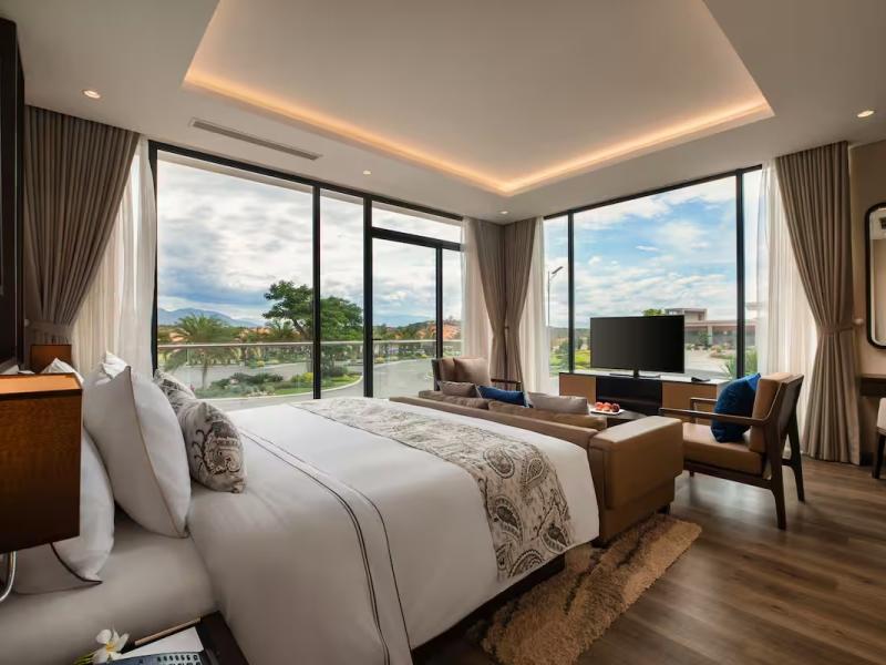 Wyndham Grand KN Paradise Cam Ranh