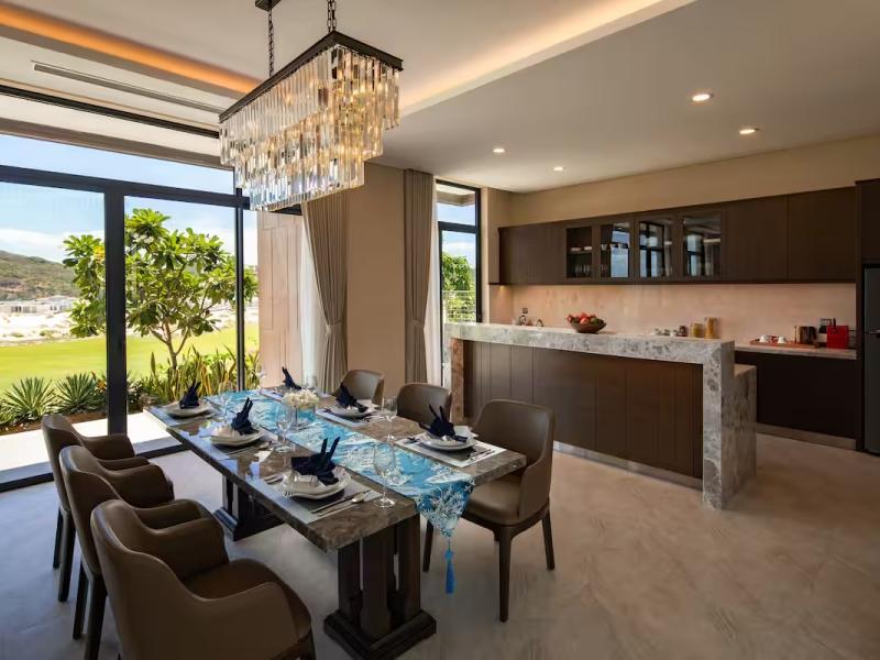 Wyndham Grand KN Paradise Cam Ranh