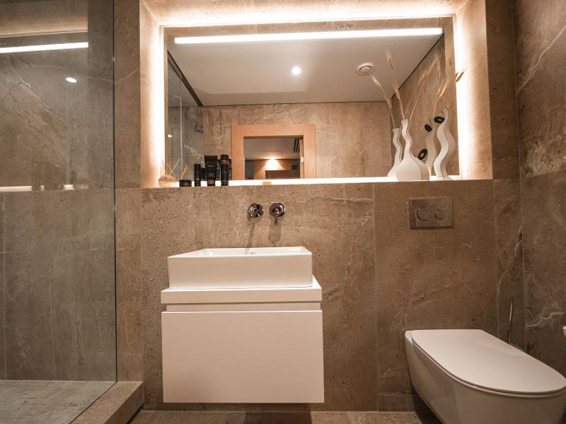 Valo Business