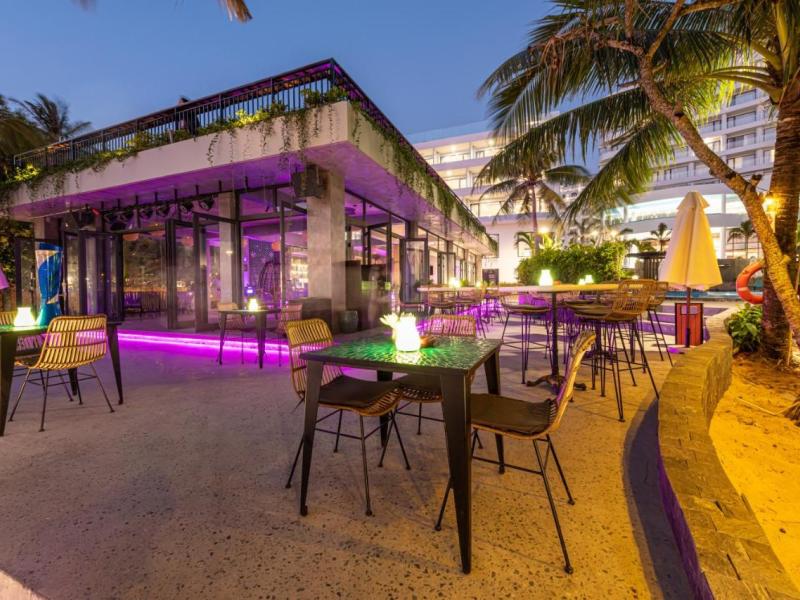 Sunset Beach Resort & Spa