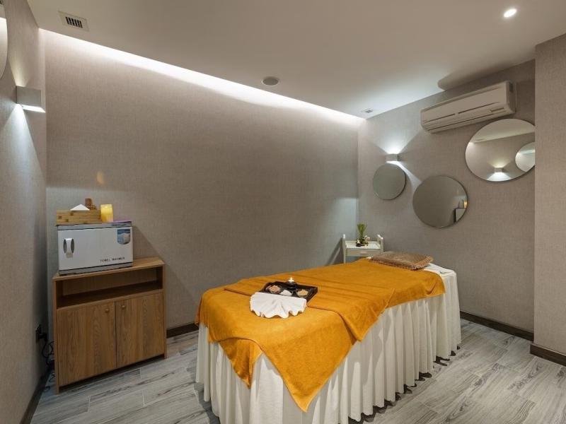 Sunset Beach Resort & Spa