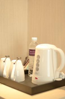 Отель Quest Hotel San Denpasar Индонезия, Денпасар, фото 23