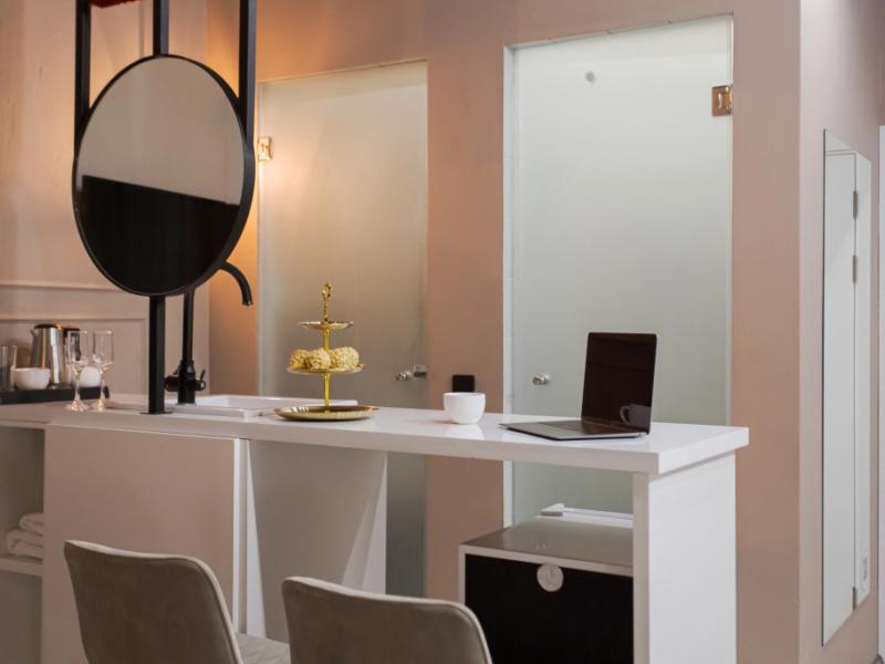 JOY Hotel