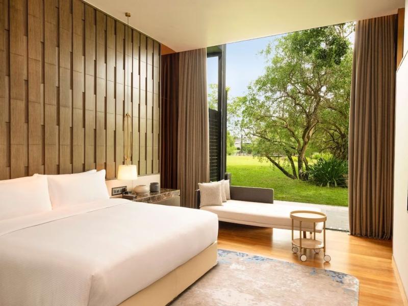 DoubleTree by Hilton Weerawila Rajawarna Resort