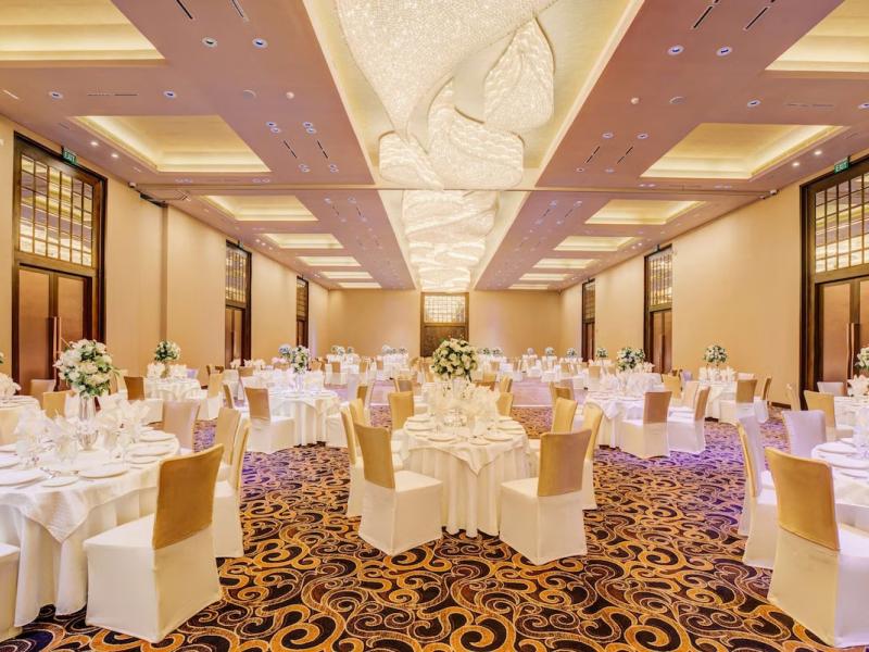 DoubleTree by Hilton Weerawila Rajawarna Resort